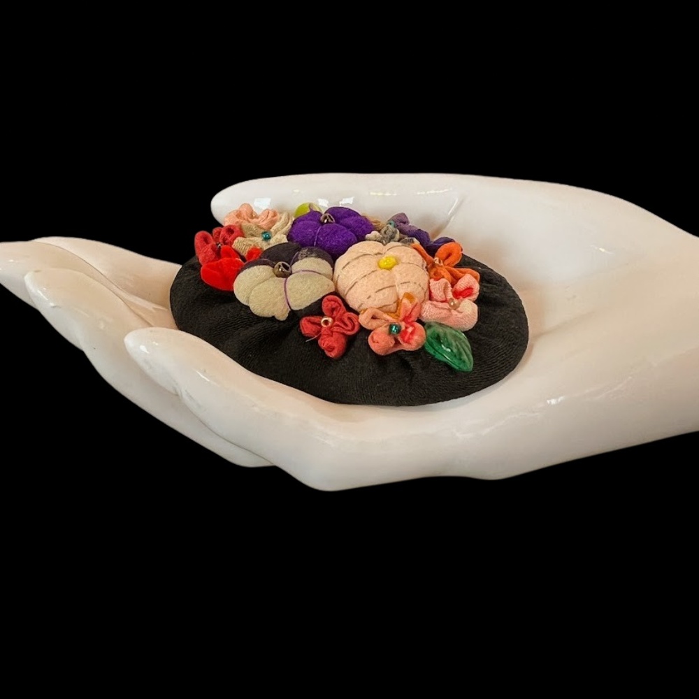 Adorable Mixed Media Beaded Brooch - Picture 5 of 5